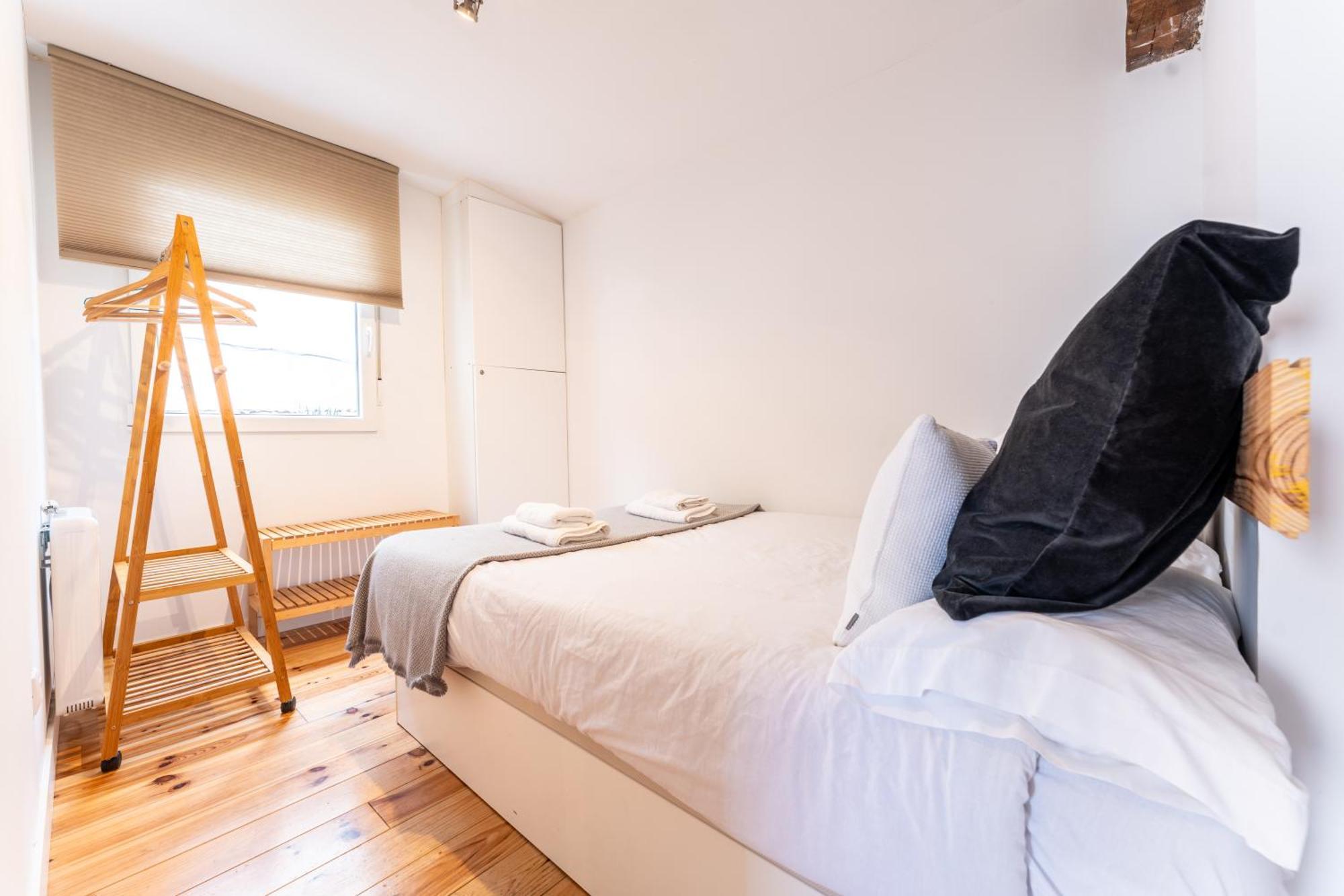 Warm And Inviting, Central Location By Urbanhosting Santander Eksteriør billede
